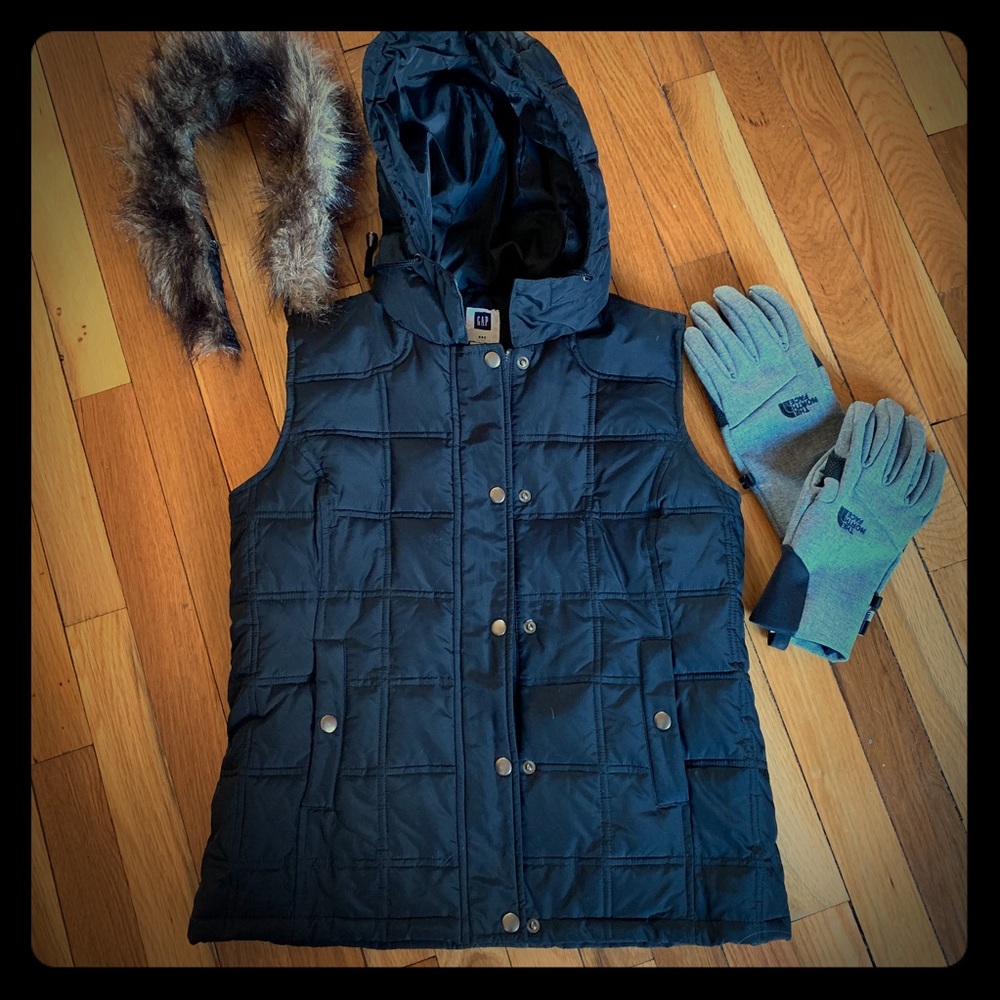 Gap - Puffer vest with removable fur trim